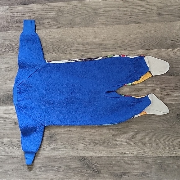 Snoopy Blanket Sleeper - Picture 2 of 6